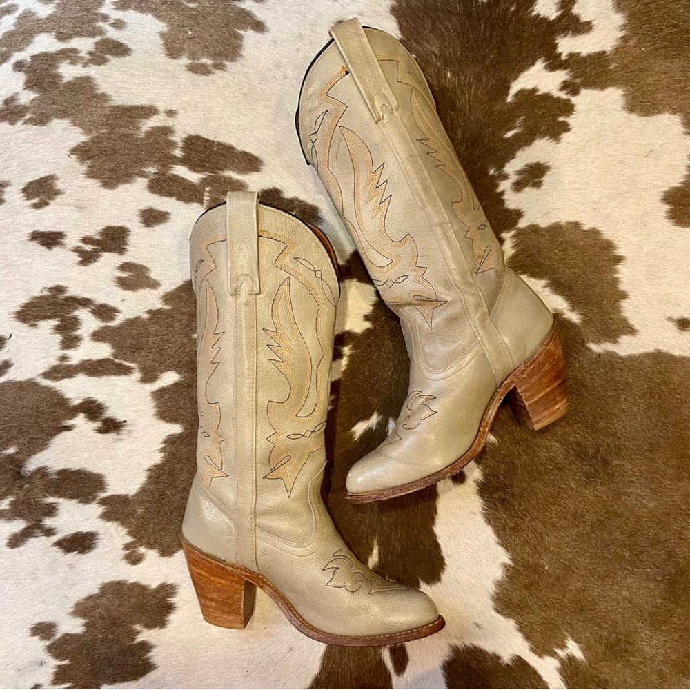 Tall Light Grey Leather Vintage Miss Capezio Cowgirl Boots size 7 M